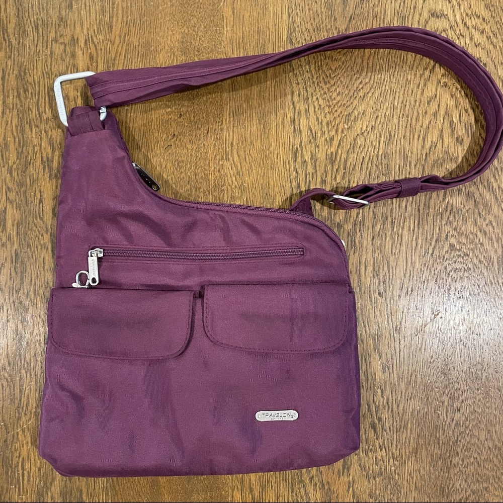 Travelon Signature Crossbody Travel Bag